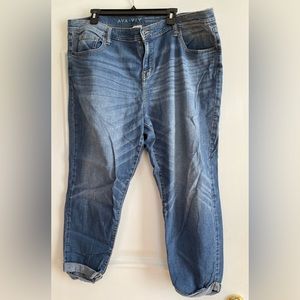 Ava & Viv boyfriend crop jeans.  Size 18w
